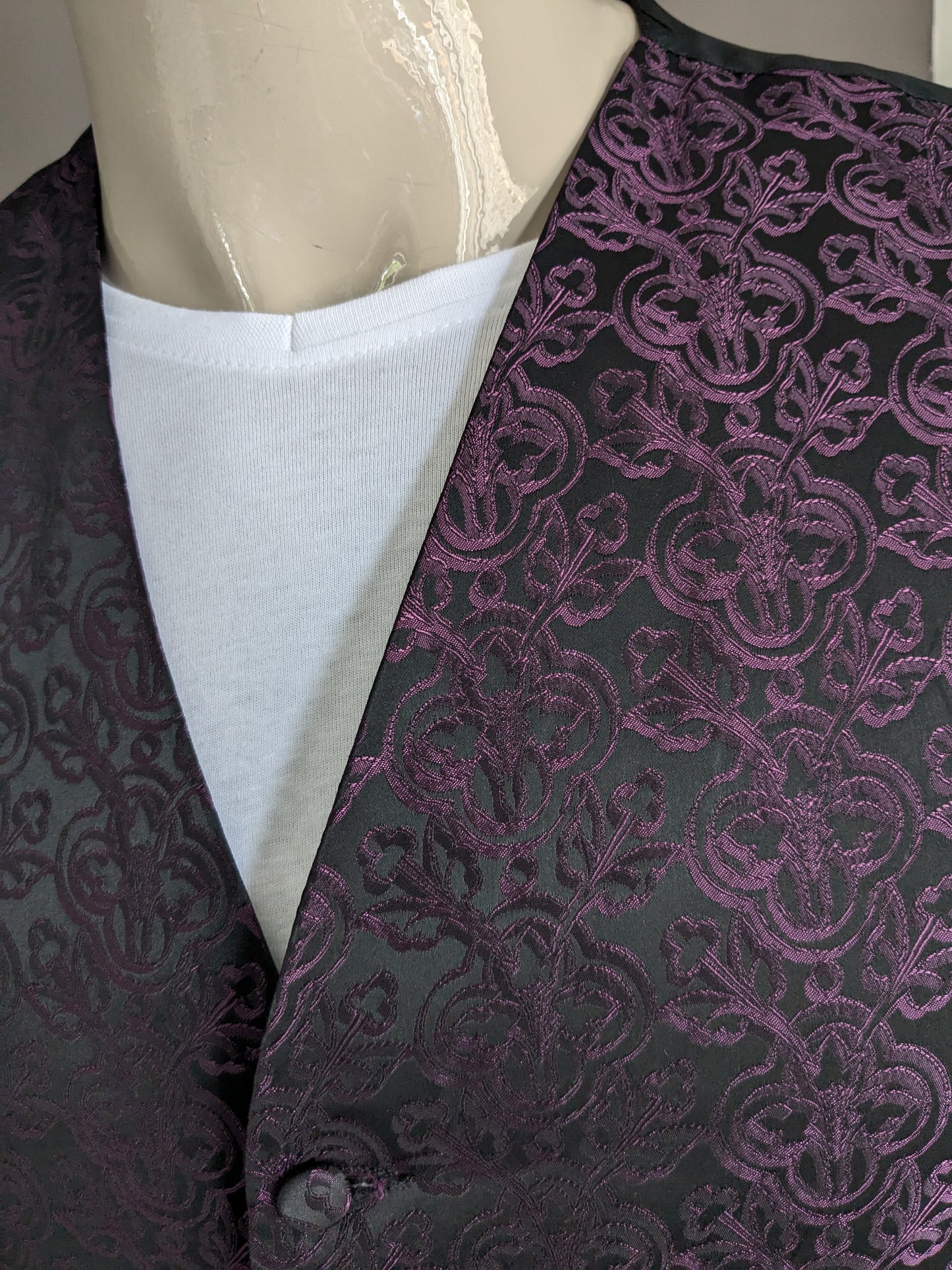 Frederick Theeak waistcoat. Black purple shiny print. Size L.