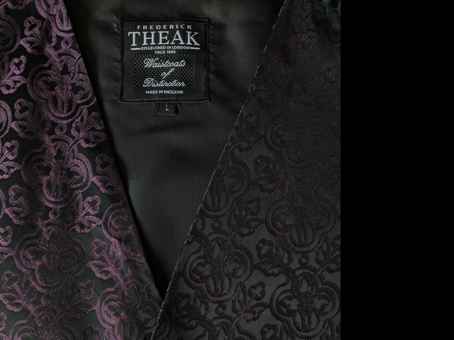 Frederick Theeak waistcoat. Black purple shiny print. Size L.