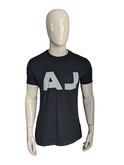 Armani Jeans shirt. Zwart met opdruk. Maat XL / L.