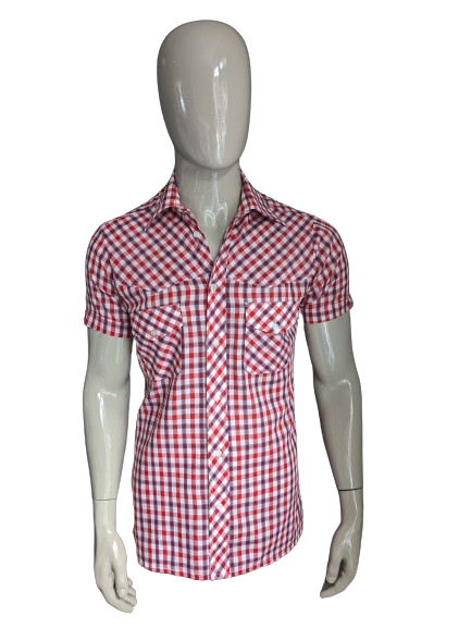 Camisa de Merwall de los 70 años con cuello puntual y manga corta. Azul blanco rojo revisado. Talla M.