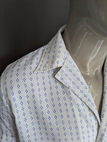 Camisa Fekon Vintage de los 70 manga corta. Estampado blanco azul. Talla L.