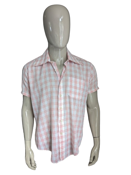 Vintage 70's shirt short sleeve with point collar. Red white checkered. Size XL.