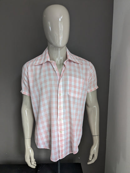 Vintage 70's shirt short sleeve with point collar. Red white checkered. Size XL.