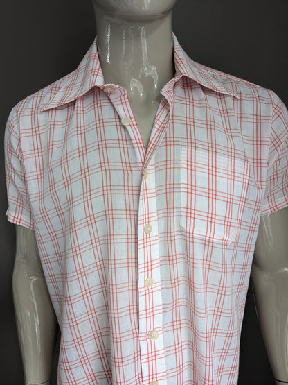 Vintage 70's shirt short sleeve with point collar. Red white checkered. Size XL.