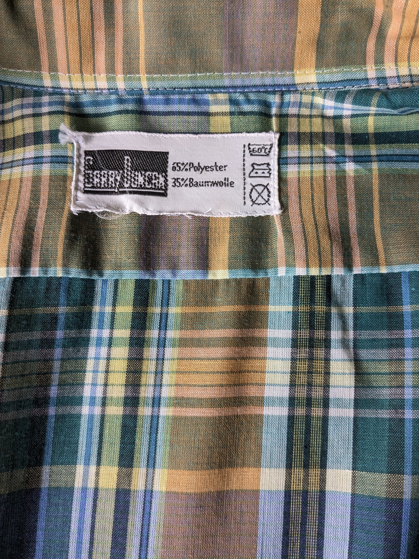 Vintage 70's Gerry Duncan shirt with point collar. Green blue yellow checkered. Size M.