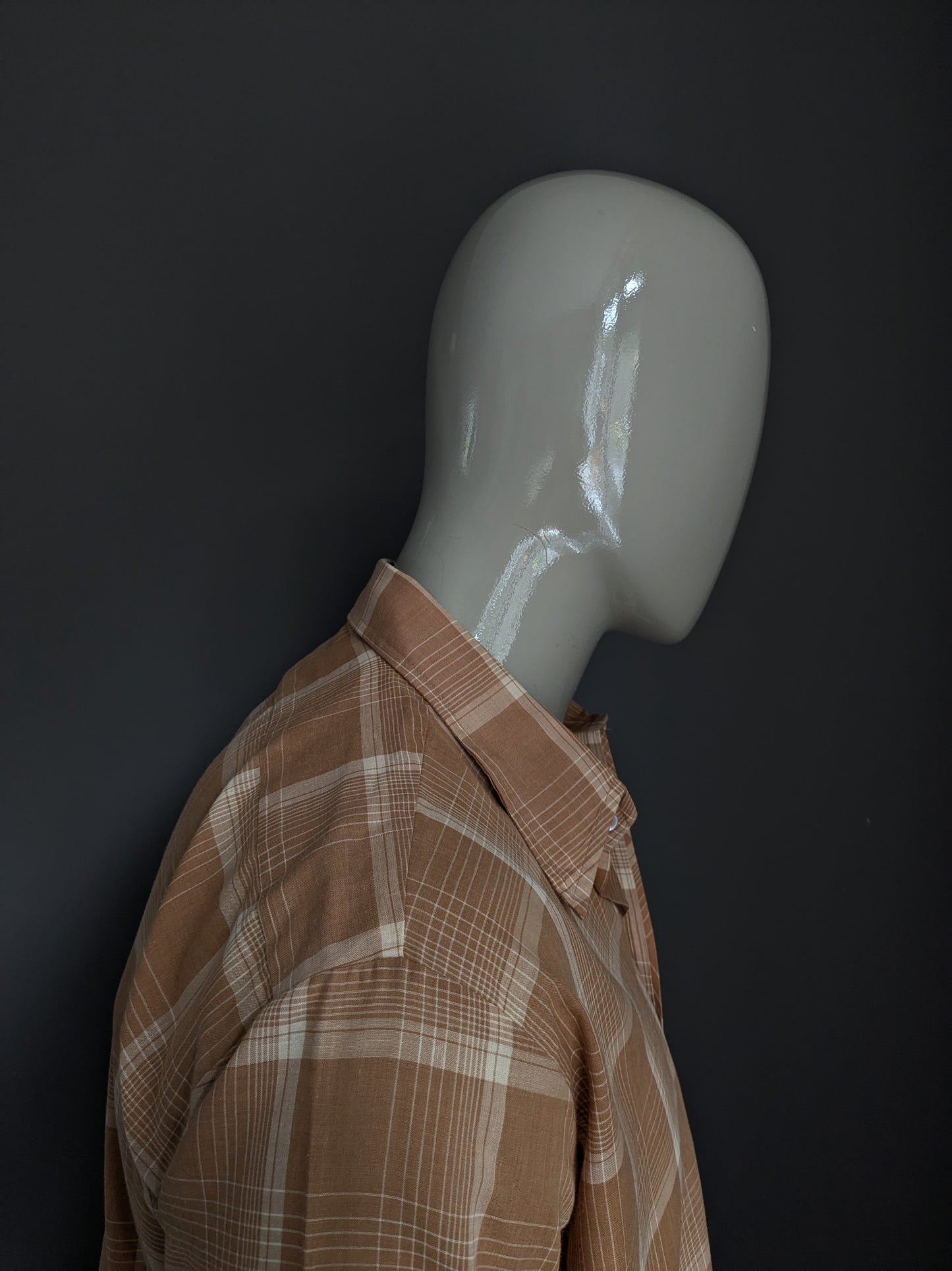 Chemise exclusiv des années 70 avec collier. Brown Beige Checker. Taille xl.