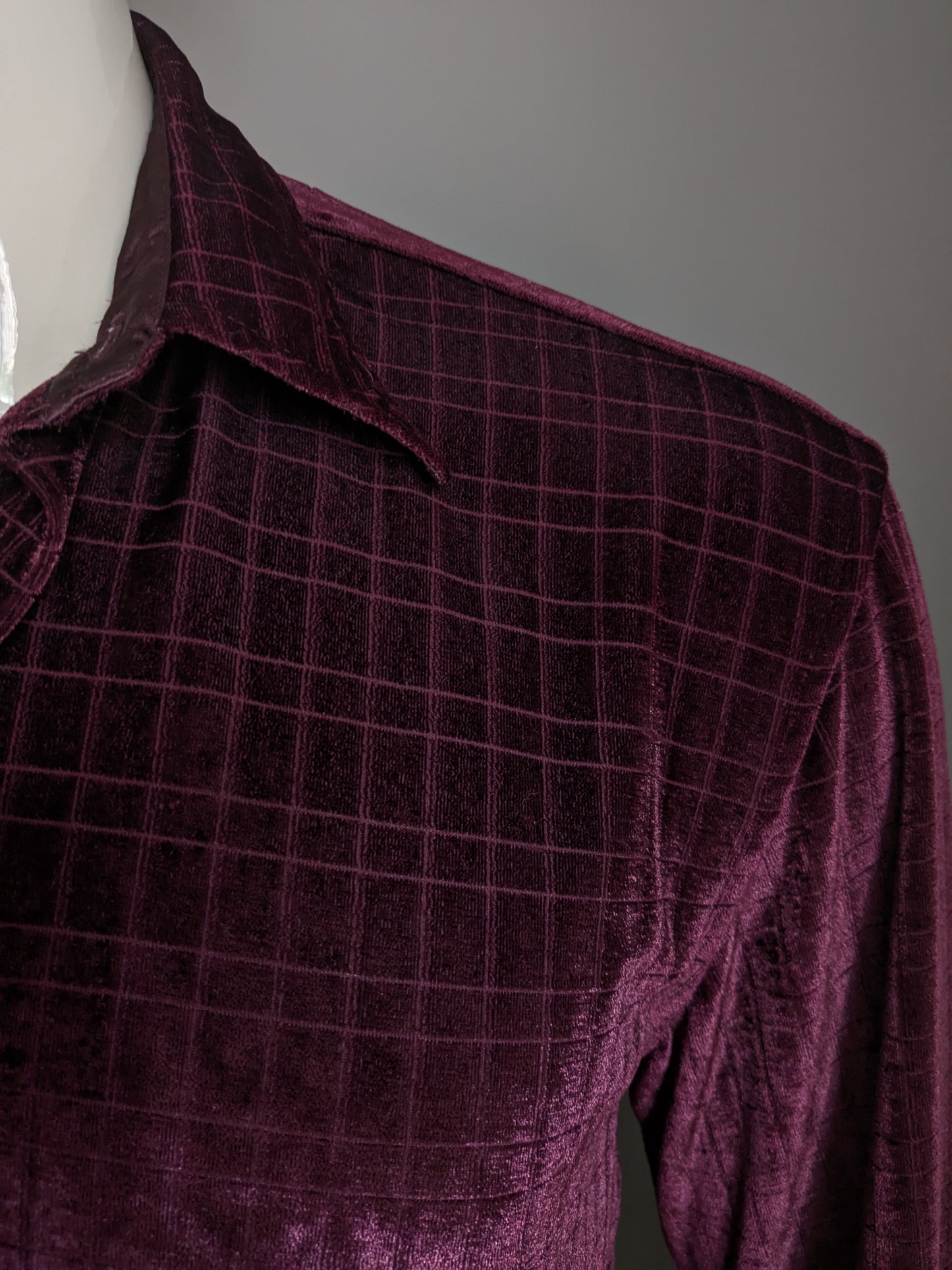 Camicia da look in velluto vintage. Motivo bloccato di Bordeaux. Taglia L.