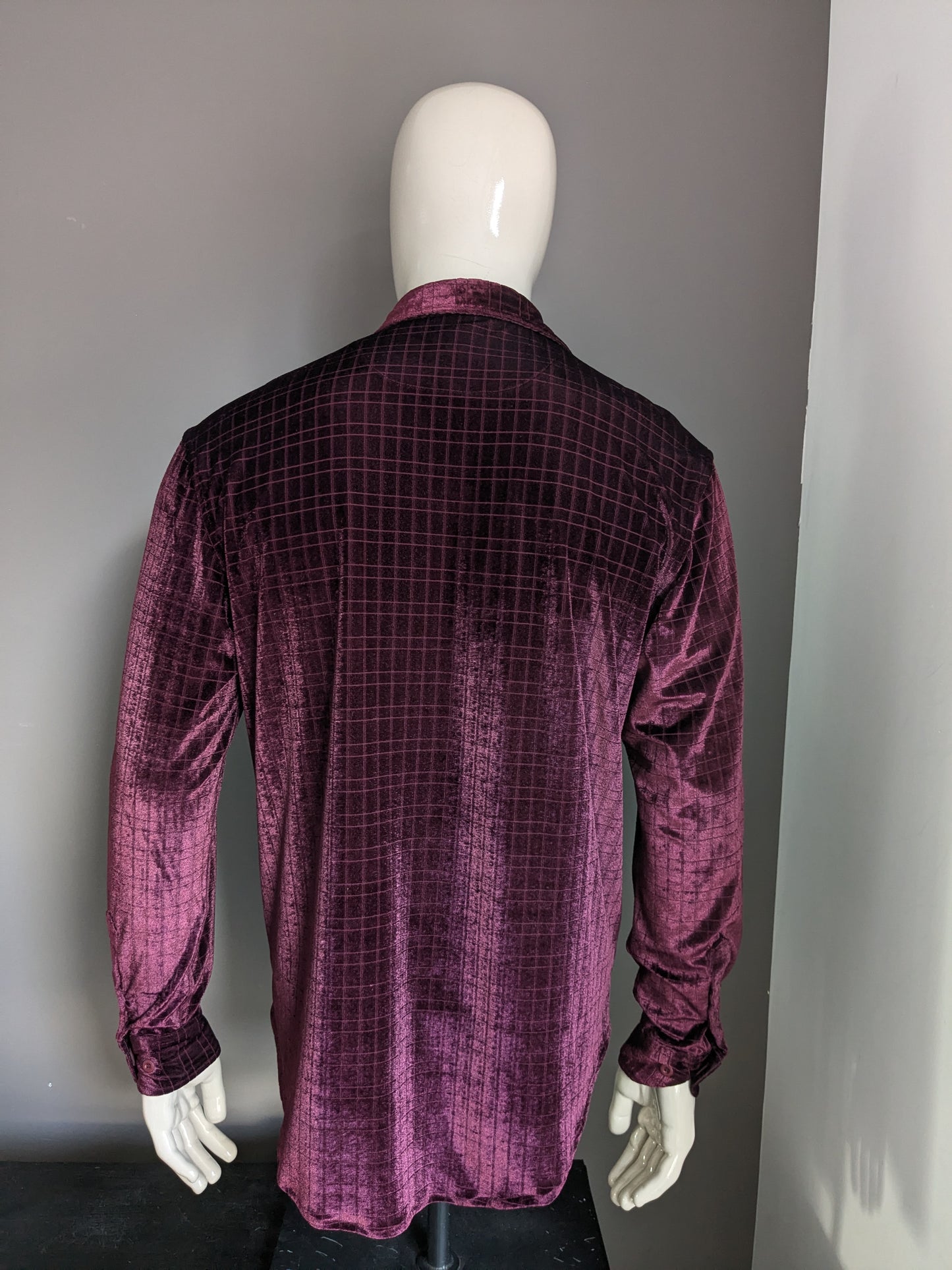 Vintage Velvet Look Shirt. Bordeaux blockierte das Motiv. Größe L.