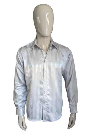 Vintage copy right shirt. Silver -colored shiny striped. Size L.