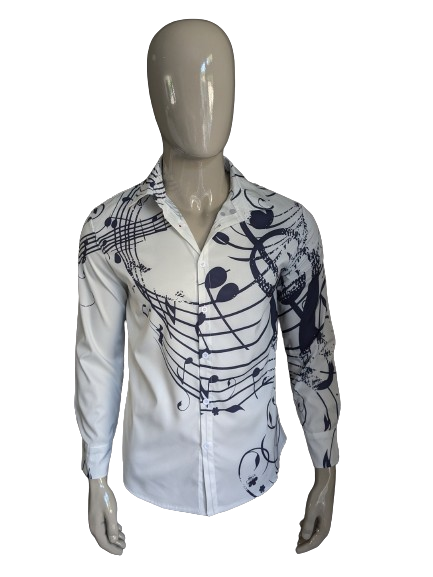 Polyester overhemd. Wit blauwe muzieknoten print. Maat M.