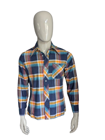 Vintage Lección 3 Camisa de los 70 Lords con cuello de punto. Azul muy rojo revisado. Talla M.