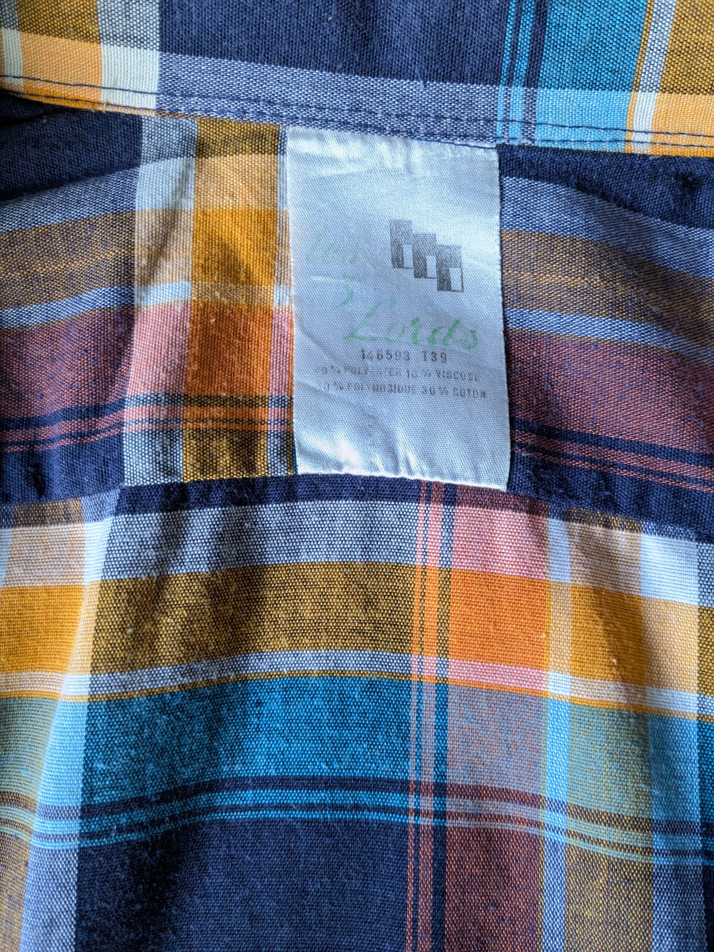 Vintage Lección 3 Camisa de los 70 Lords con cuello de punto. Azul muy rojo revisado. Talla M.