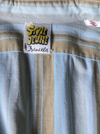 Chemise de style vintage Jeune 70. Brun bleu rayé. Taille L.