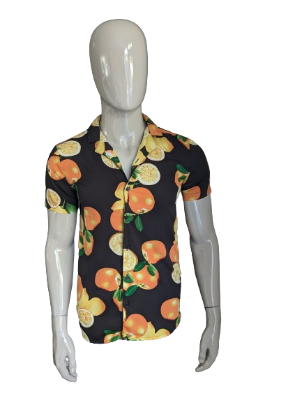 Boohoo man shirt short sleeve. Black orange orange print. Size S.