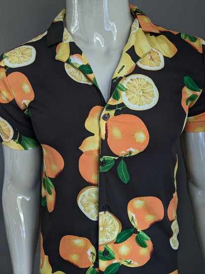 Boohoo Man Shirt Manga corta. Estampado naranja negro naranja. Tamaño S.