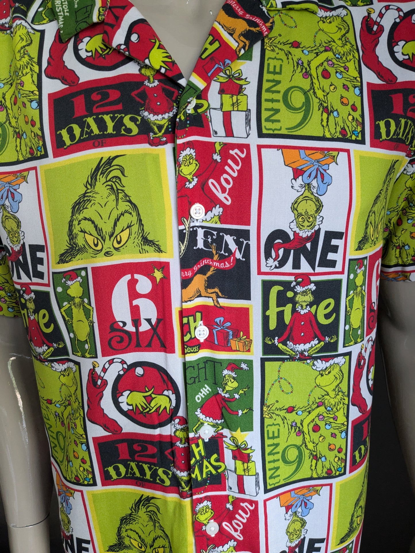 Original Dr. Seuss ''The Grinch'' overhemd korte mouw. Groen rode print. Maat L.