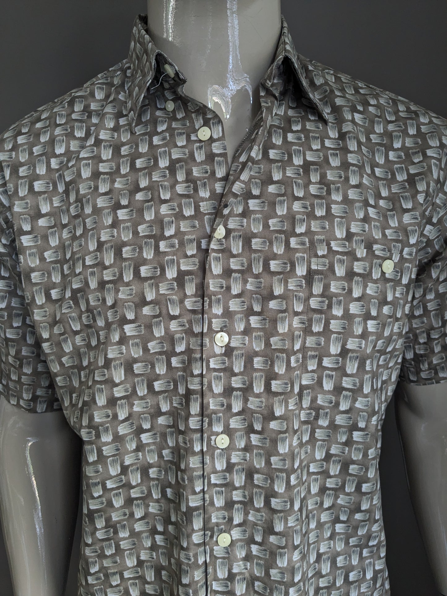 Burma Bibas Shirt short sleeve. Brown gray green print. Size M / L.