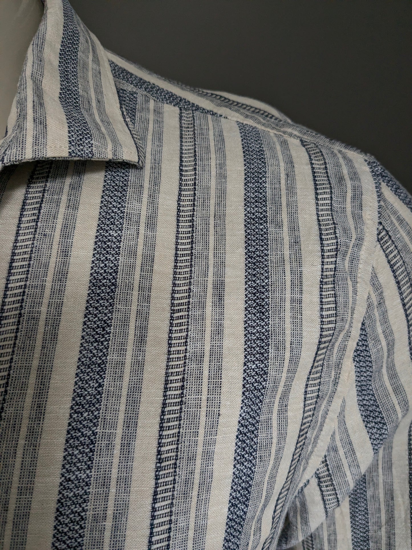 Dstrezzed linen shirt. Beige blue striped. Regular fit. Size L.