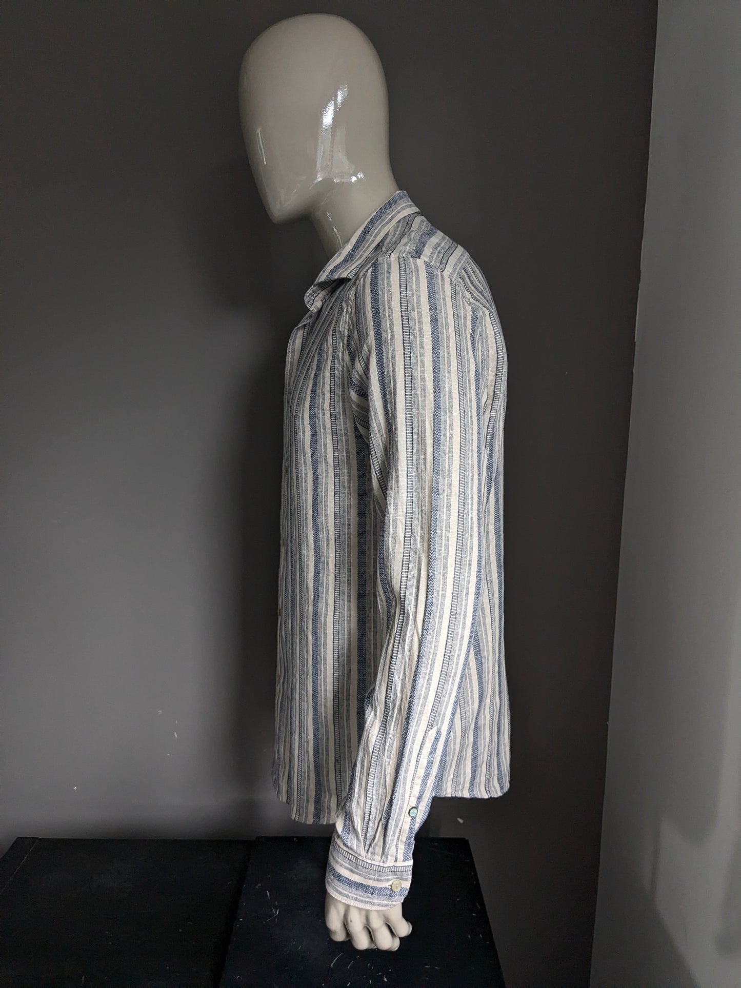 Camisa de lino dstrezzed. Beige Blue Striped. Ajuste regular. Talla L.