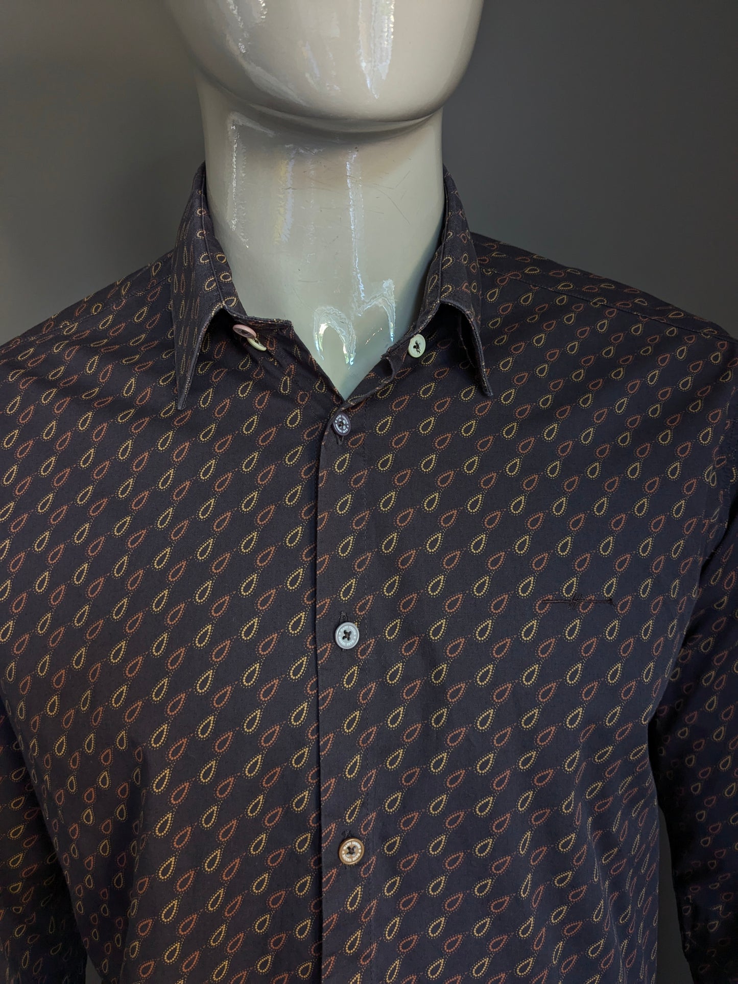 Hans Ubbink shirt. Brown print. Size L / XL Stretch.