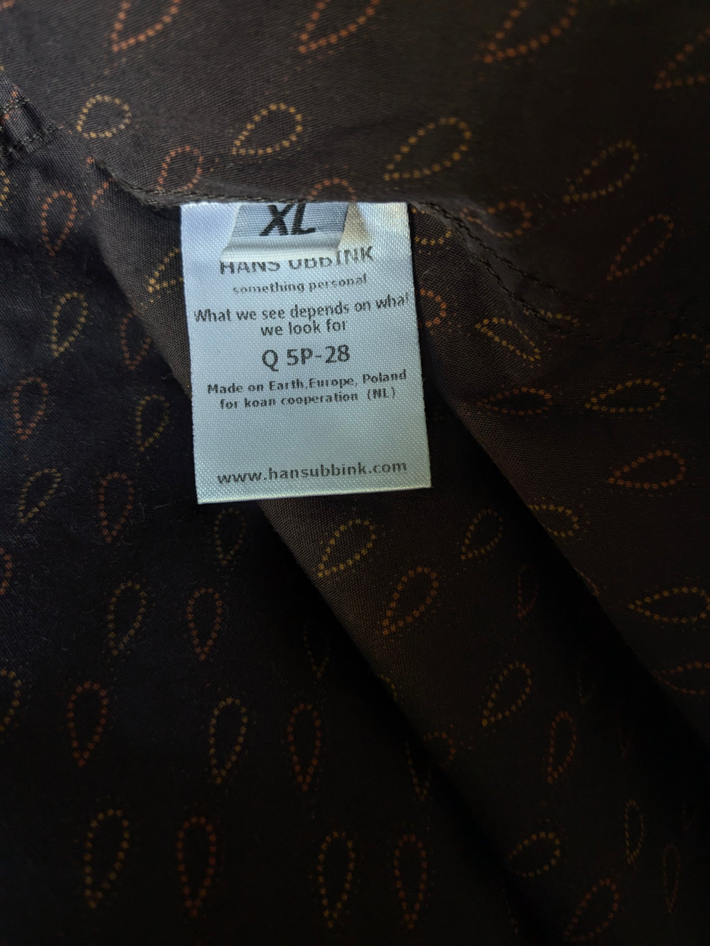 Hans Ubbink shirt. Brown print. Size L / XL Stretch.