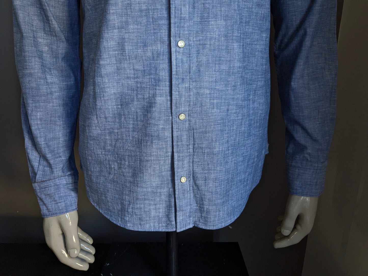 Tommy Hilfiger shirt with press studs. Blue mixed. Size 40 / M.