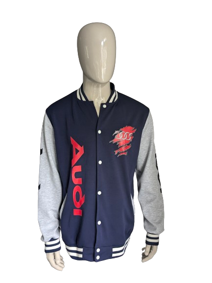 B choice: Audi College Jack / Jacket. Blue gray with applications. Size XL. Mist upper sneak.