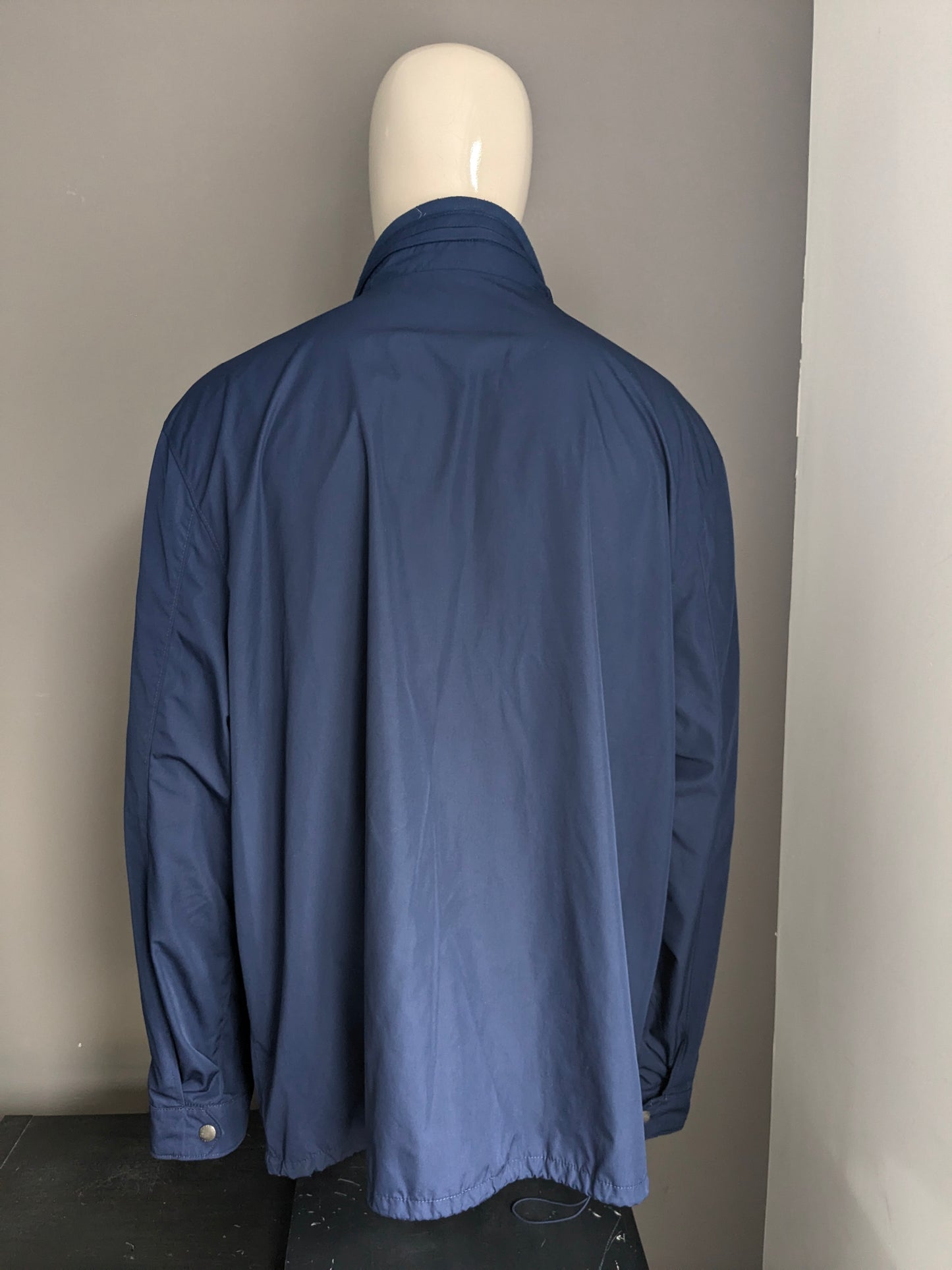 Polo Ralph Lauren entre la veste / la veste. Bleu foncé coloré avec une capuche cachée. Taille 3xlt Tall.