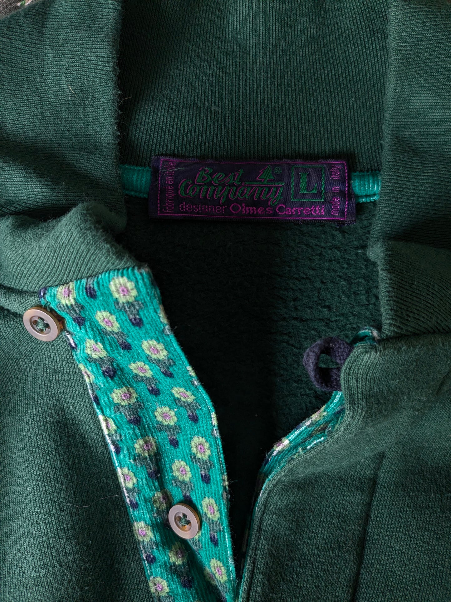 Vintage Olmes Carrelli sweater with buttons. Dark green with application. Size L / XL.