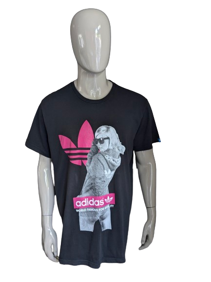 Chemise d'origine adidas. Noir avec imprimé. Taille 2xl / xxl.