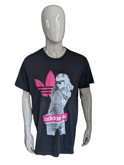 Chemise d'origine adidas. Noir avec imprimé. Taille 2xl / xxl.