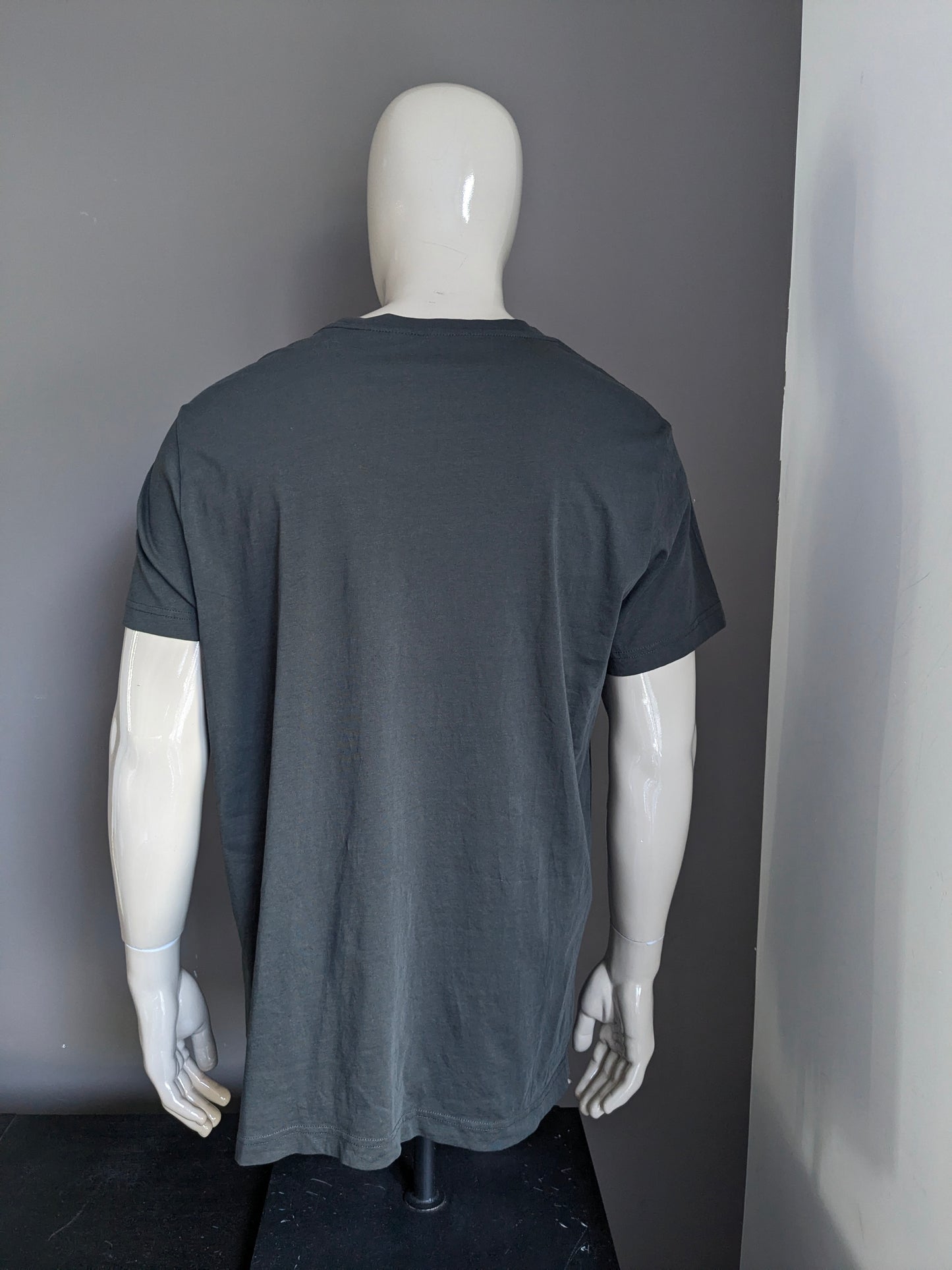 G Shirt brut G. Gris foncé avec imprimé. Taille 2xl / xl.