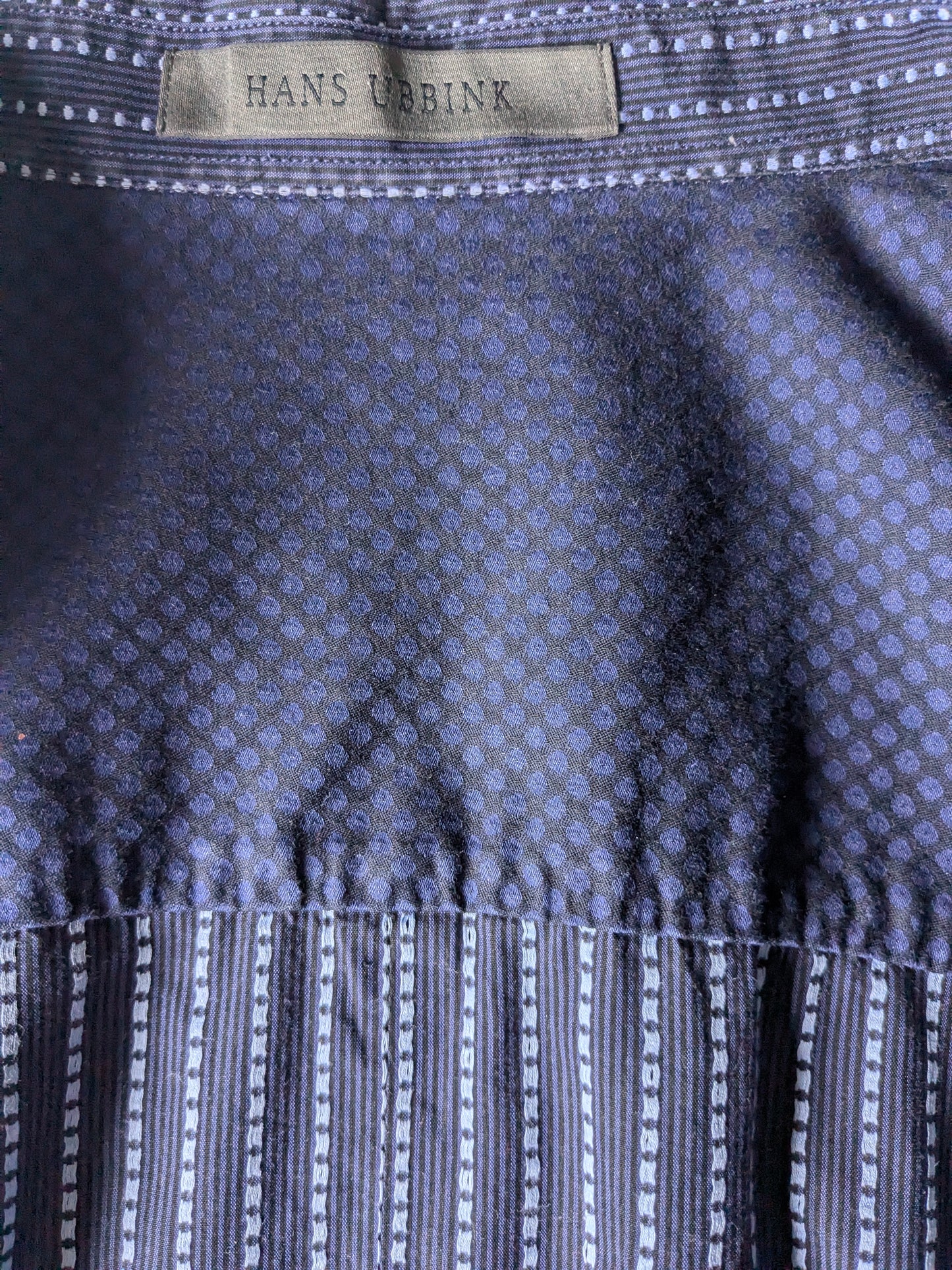 Hans Ubbink shirt. Blue striped and dotted. Size XL.