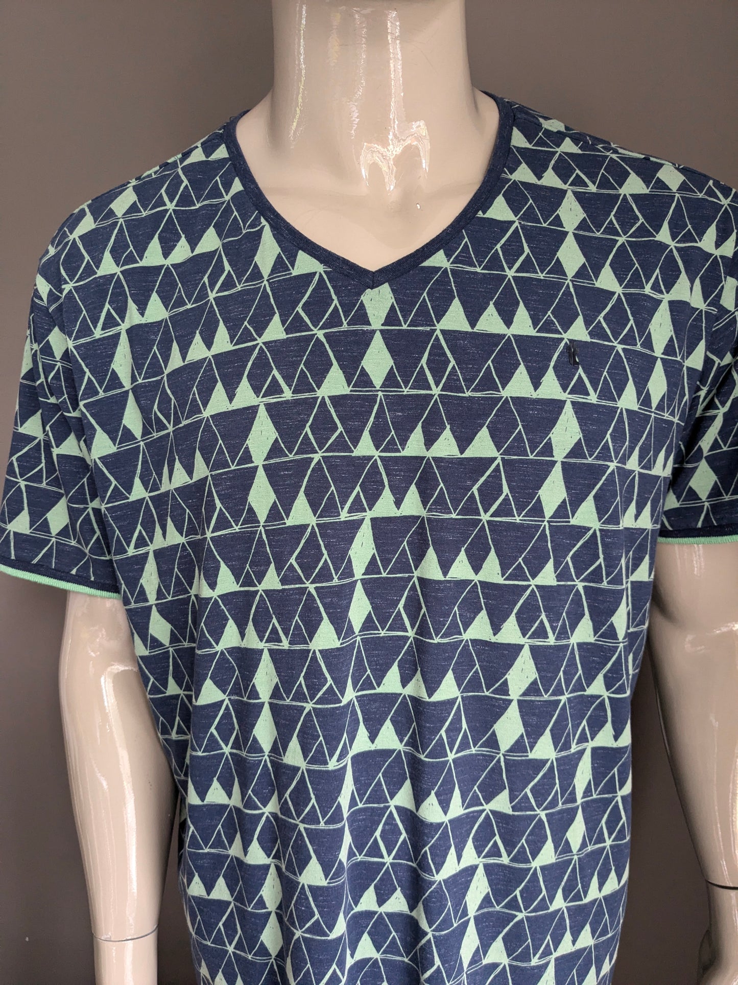 Camisa de Twinlife con cuello en V. Impresión azul verde. Tamaño 3xl / xxxl.