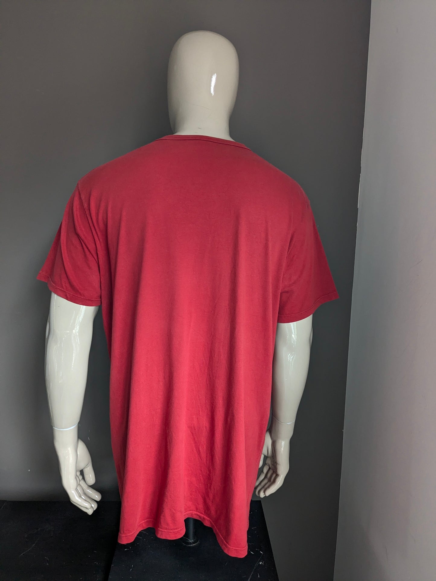 Camicia diesel. Rosso con stampa. Dimensione 4xl-xxxxl / 3xl-xxxl.