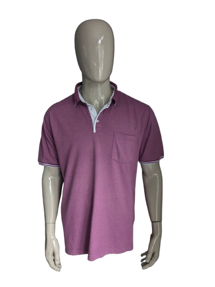 Babista polo. Lila gekleurd. Maat 54 / XL.