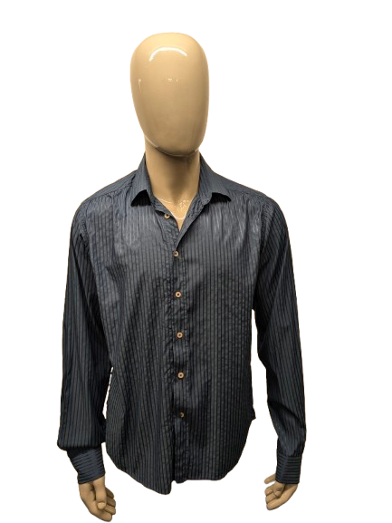 Chemise Hans Ubbink. Blue rayé, légèrement brillant. Taille M / L.