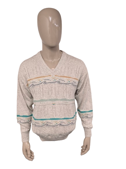 Vintage Giramondo sweater with V-neck. Beige green colored. Size L.