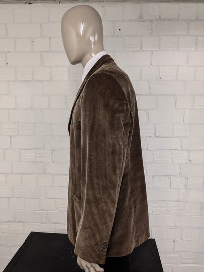 Vintage Angelo Litrico Rib Colbert. De couleur marron. Taille 56 / XL.