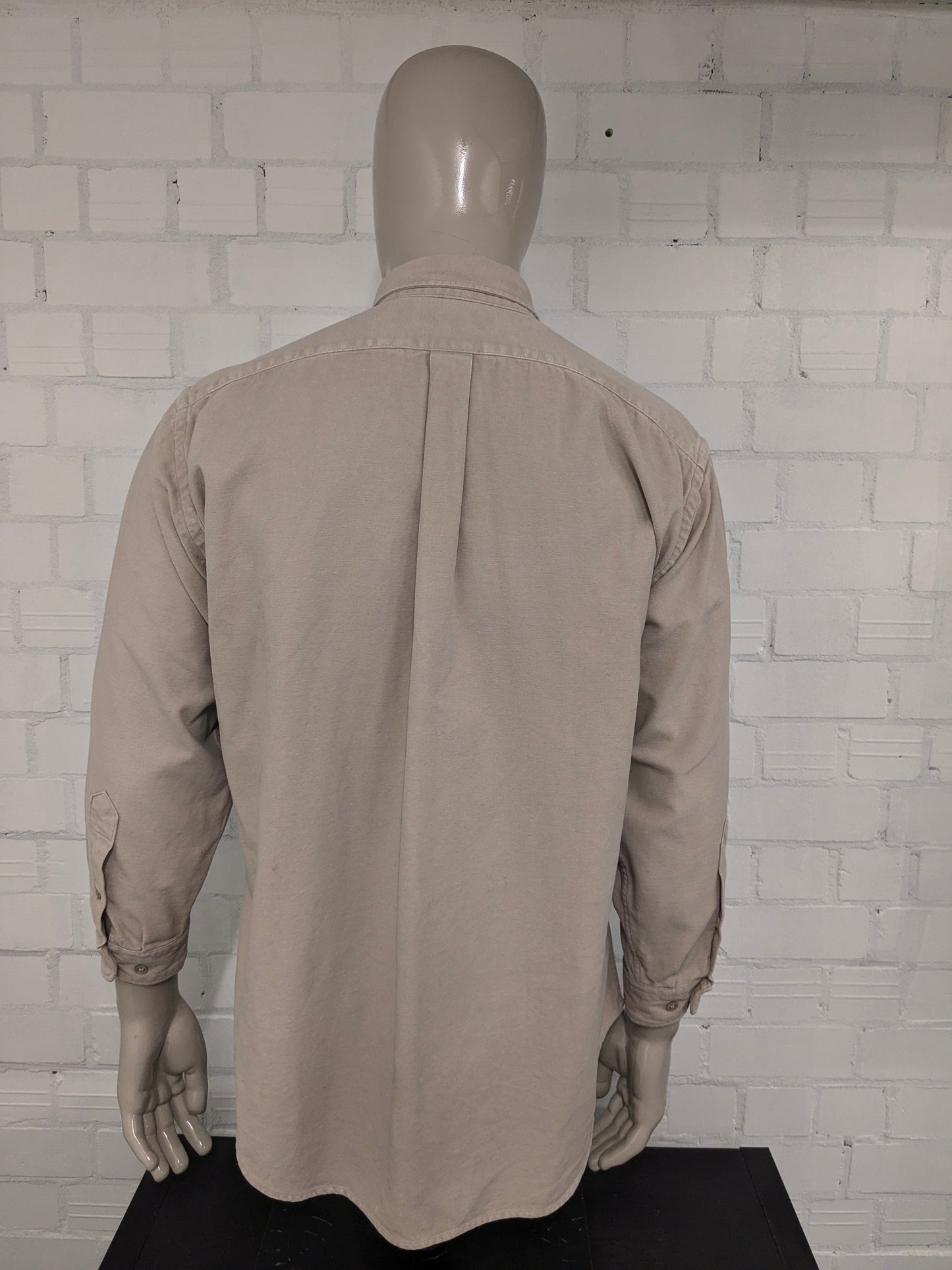 Marlboro overhemd. Beige gekleurd. Dikkere stof. Maat 2XL / XXL.