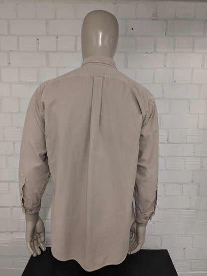 Marlboro overhemd. Beige gekleurd. Dikkere stof. Maat 2XL / XXL.