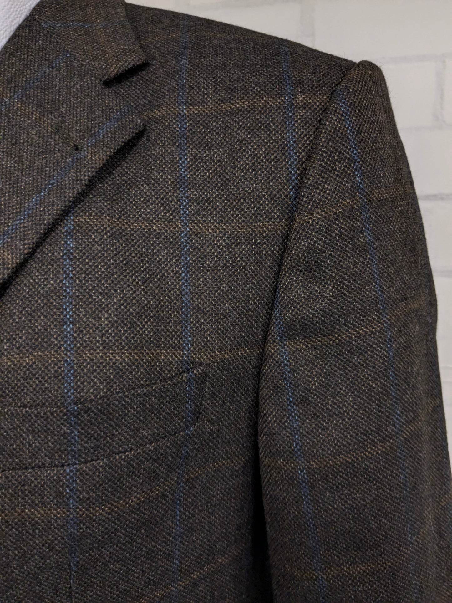 Feraud woolen jacket. Brown blue checked. Size 54 / L.