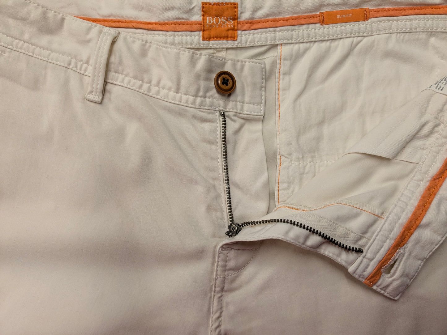 Hugo Boss Orange broek. Beige gekleurd. Maat W34 - L32. Slim Fit.