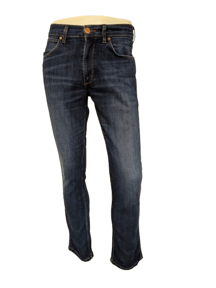 Wrangler jeans. Donker Blauw gekleurd. Maat W32 - L32. type Greensboro. stretch.