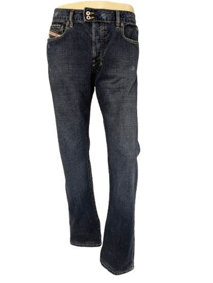 Jeans der Dieselindustrie. Blau gefärbt. Größe W36 - L34.