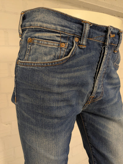 Edwin jeans. Blauw gekleurd. Maat W32 - L34. Slim Tappered.