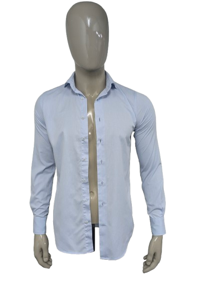 Profuomo overhemd. Licht Blauw gekleurd. Maat 37 / S. slim fit.