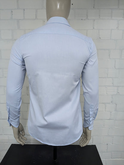 Profuomo overhemd. Licht Blauw gekleurd. Maat 37 / S. slim fit.