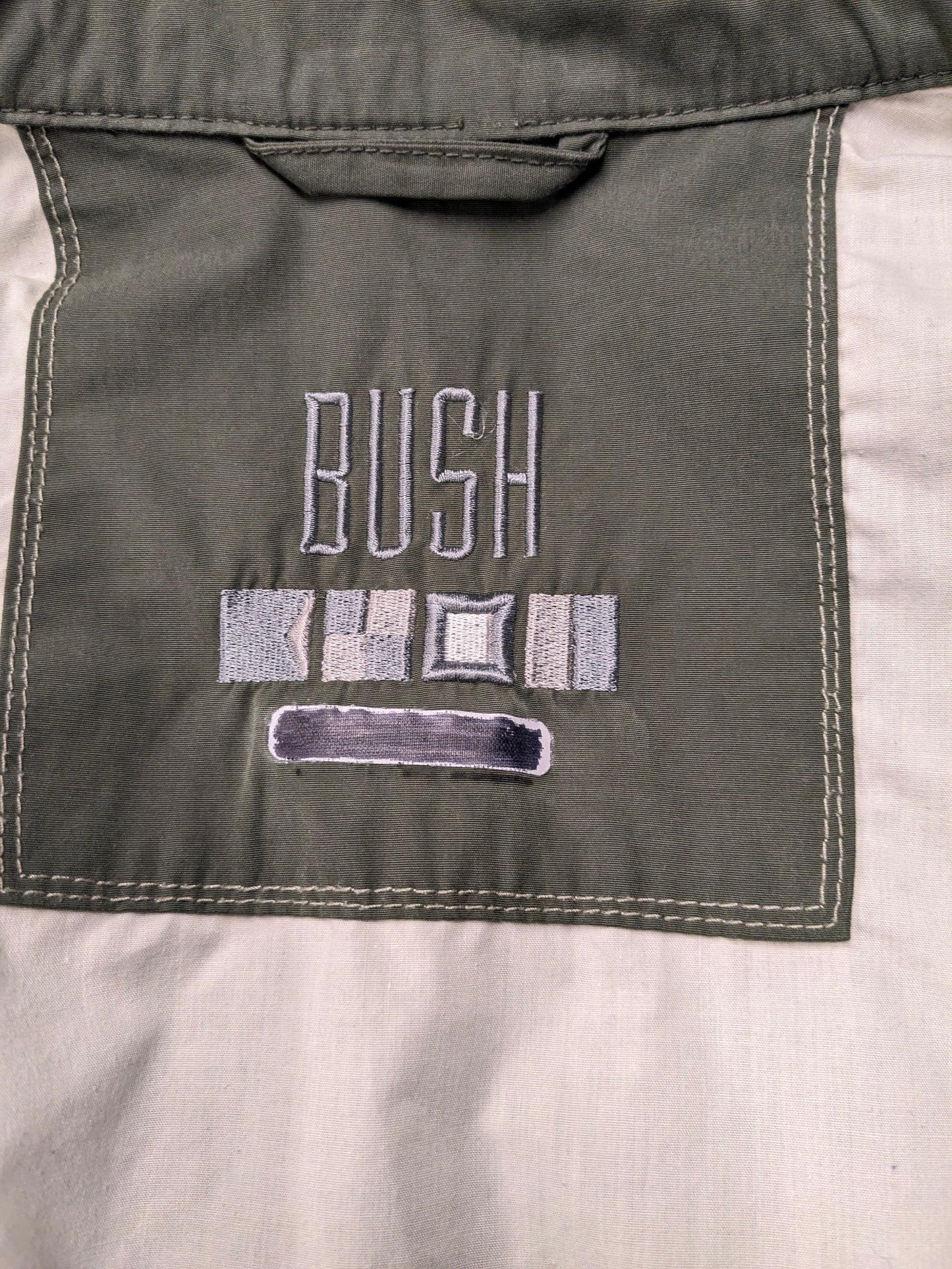 Vintage Bush dunne bodywarmer. Groen gekleurd. Maat L.