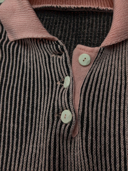 Vintage Polo trui met knopen. Roze Donker Blauw gestreept. Maat XL.